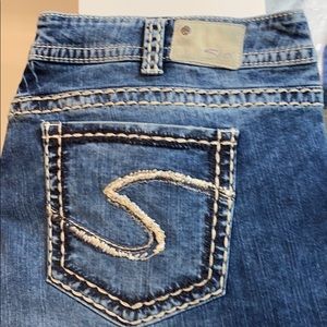 Women’s plus size silver jeans